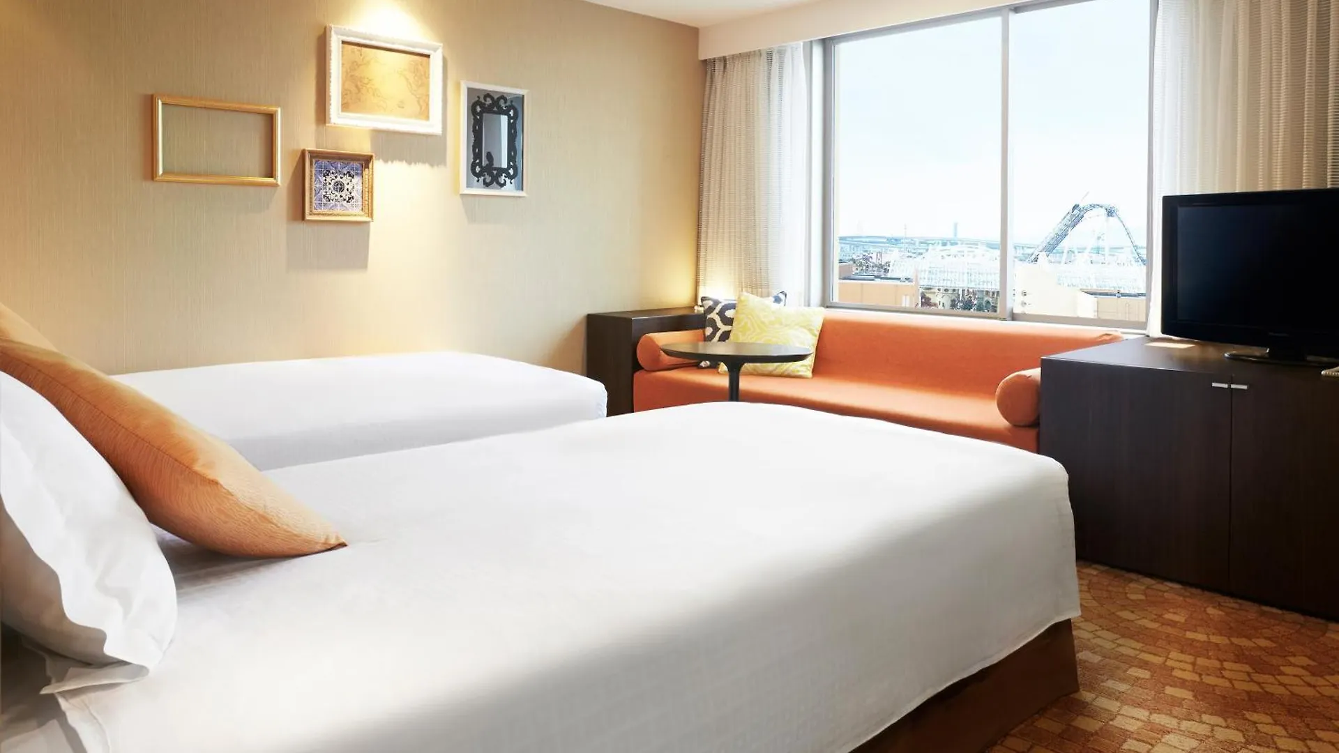 Hotel Universal Port Osaka 4*,